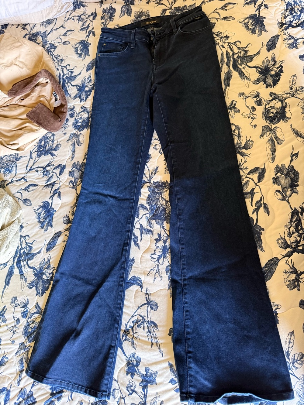 Mavi Flare Jeans in Dark